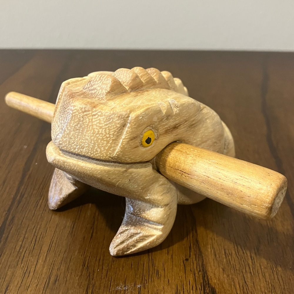 Wooden Frog Home Decor / Percussion Instrument